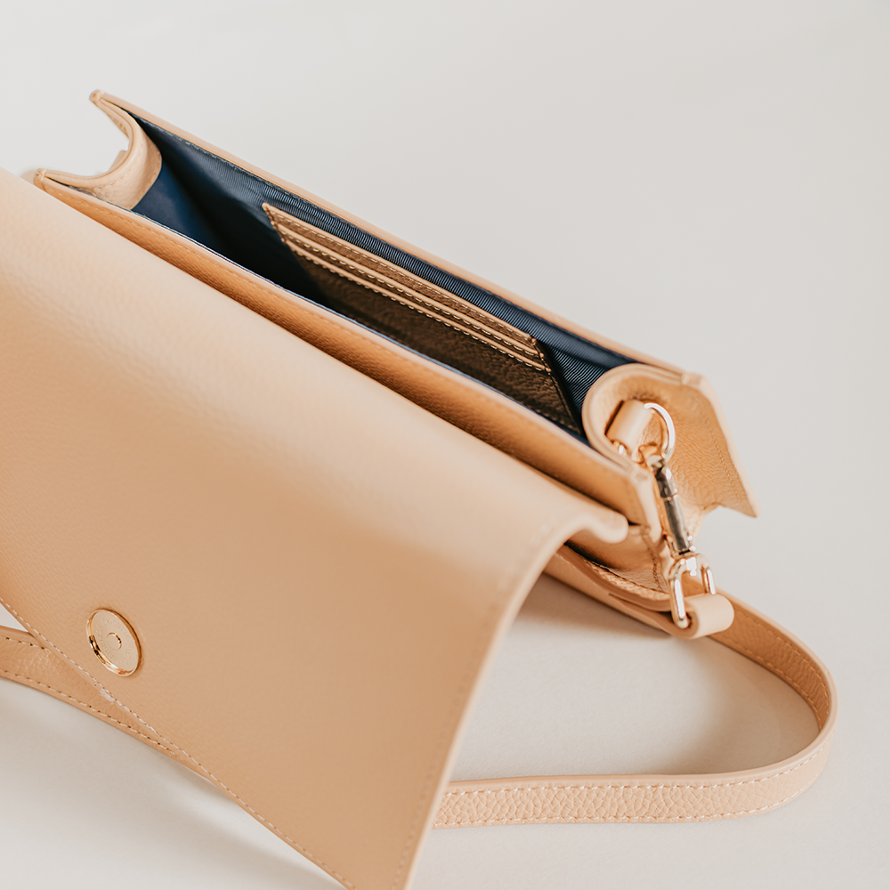 Match - Sandy Nude Studs Crossbody